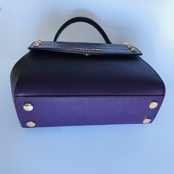 Michael Kors Bag - Picture 3 of 7